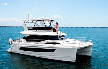 aquila 46 power catamaran