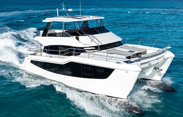 aquila-50-yacht-40663-1200x769